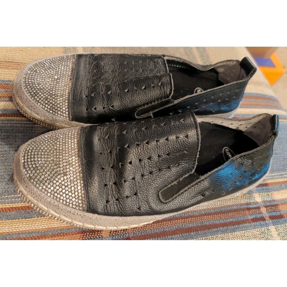 Bernie Mev TW187 Women's Size 8 US Size 39 EU Black Slip On Memory Foam